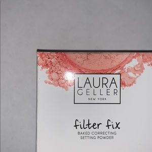 LAURA GELLER SETTING POWDER